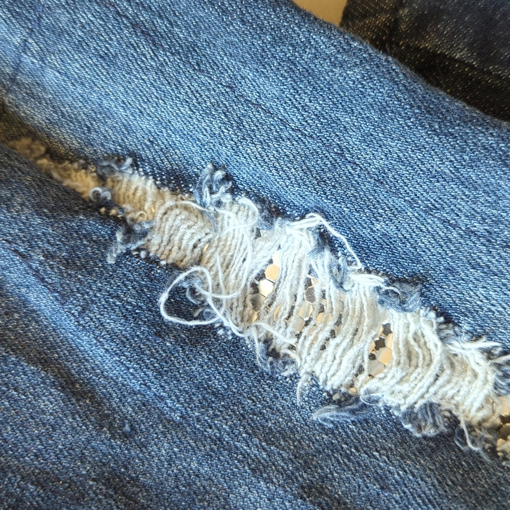 NWOT Rampage Rhinestone Jeans with Rips - Picture 5 of 8